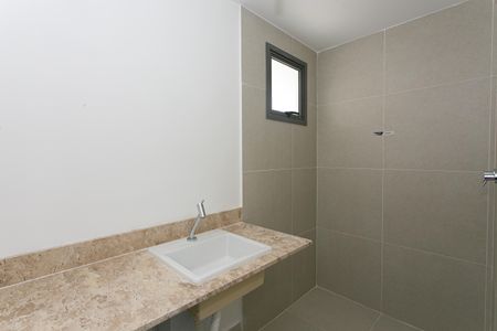 Apartamento à venda com 122m², 3 quartos e 2 vagas Apartamento à venda com 122m², 3 quartos e 2 vagasBanheiro da Suíte 1