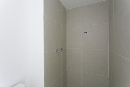 Apartamento à venda com 122m², 3 quartos e 2 vagas Apartamento à venda com 122m², 3 quartos e 2 vagasBanheiro da Suíte 2