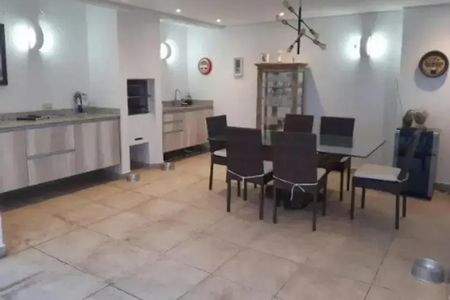 Apartamento à venda com 122m², 2 quartos e 2 vagas
