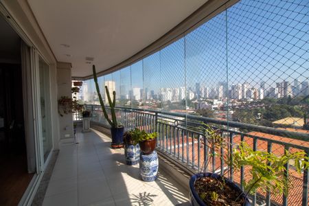 Apartamento à venda com 299m², 5 quartos e 5 vagasTerraço