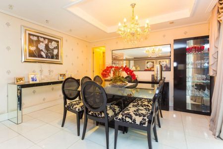 Apartamento à venda com 160m², 4 quartos e 2 vagas