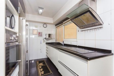 Apartamento à venda com 160m², 4 quartos e 2 vagas