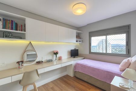 Apartamento à venda com 173m², 3 quartos e 3 vagas Apartamento à venda com 173m², 3 quartos e 3 vagasSuíte 2