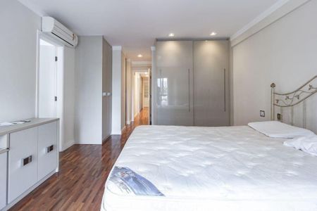 Apartamento à venda com 222m², 4 quartos e 4 vagas