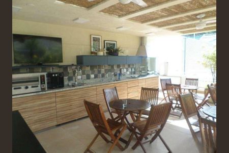 Apartamento à venda com 222m², 4 quartos e 4 vagas