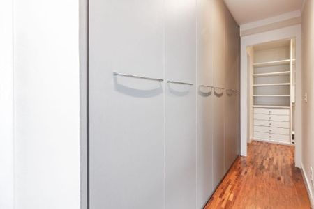 Apartamento à venda com 222m², 4 quartos e 4 vagas