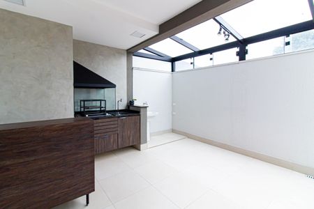 Apartamento à venda com 139m², 3 quartos e 2 vagas Apartamento à venda com 139m², 3 quartos e 2 vagasÁrea de Serviço