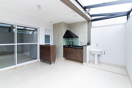 Apartamento à venda com 139m², 3 quartos e 2 vagas Apartamento à venda com 139m², 3 quartos e 2 vagasÁrea de Serviço