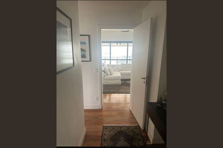Apartamento à venda com 227m², 4 quartos e 4 vagas