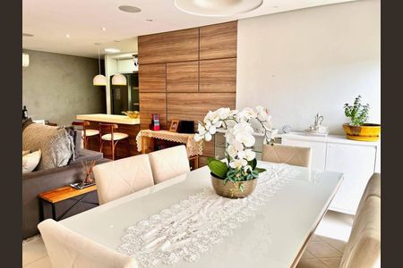 Apartamento à venda com 67m², 2 quartos e 1 vaga