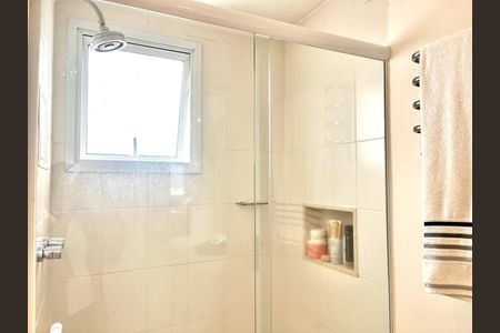 Apartamento à venda com 67m², 2 quartos e 1 vaga