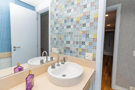 Apartamento à venda com 185m², 3 quartos e 3 vagas