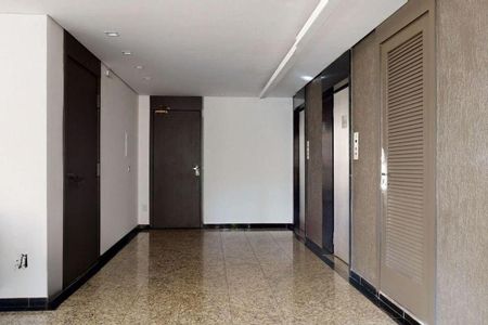 Apartamento à venda com 80m², 1 quarto e 1 vaga