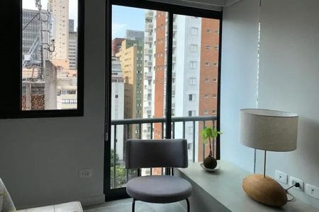 Apartamento à venda com 80m², 1 quarto e 1 vaga
