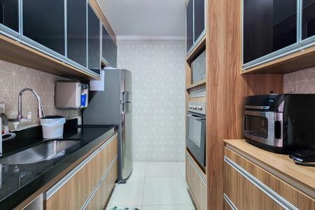 Apartamento à venda com 65m², 2 quartos e 2 vagasCozinha 