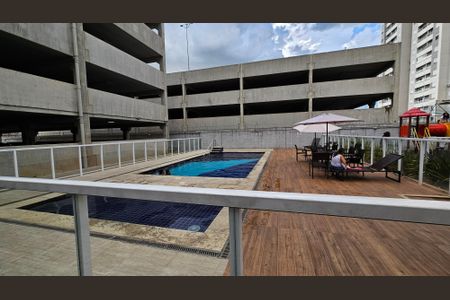 Apartamento à venda com 46m², 2 quartos e 1 vaga Apartamento à venda com 46m², 2 quartos e 1 vagaÁrea comum - Piscina