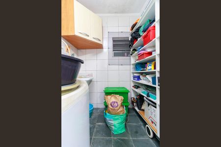 Casa à venda com 434m², 11 quartos e 5 vagas Casa à venda com 434m², 11 quartos e 5 vagasÁrea de Serviço