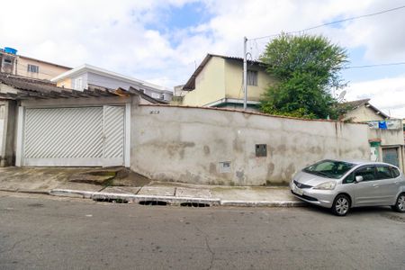 Casa à venda com 434m², 11 quartos e 5 vagas Casa à venda com 434m², 11 quartos e 5 vagasFachada