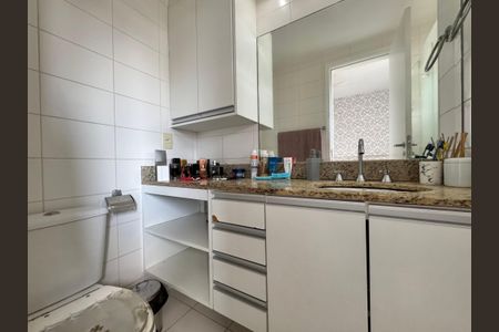 Apartamento para alugar com 96m², 3 quartos e 3 vagasSuíte - Banheiro