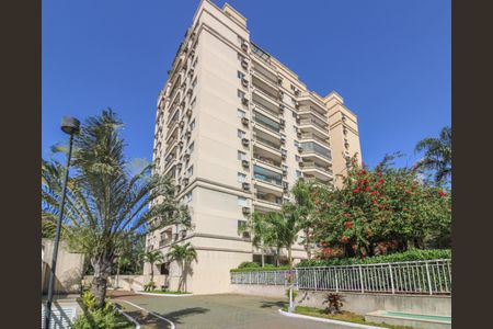 Apartamento para alugar com 96m², 3 quartos e 3 vagasFachada