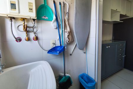 Apartamento à venda com 81m², 2 quartos e 2 vagasÁrea de Serviço