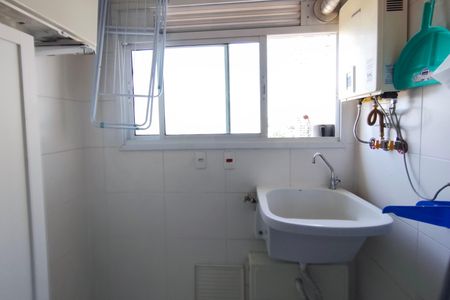 Apartamento à venda com 81m², 2 quartos e 2 vagasÁrea de Serviço