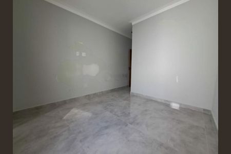 Casa à venda com 185m², 3 quartos e 4 vagas
