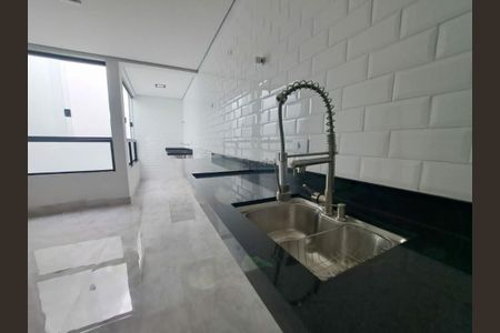 Casa à venda com 185m², 3 quartos e 4 vagas