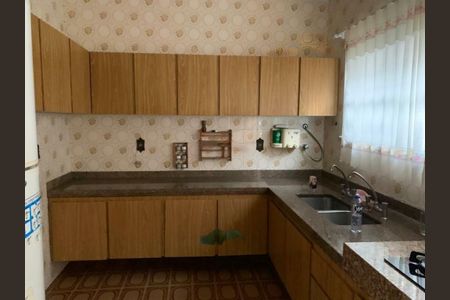 Casa à venda com 350m², 4 quartos e 3 vagas