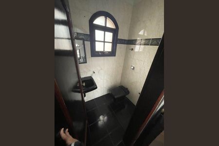 Casa à venda com 320m², 3 quartos e 4 vagas