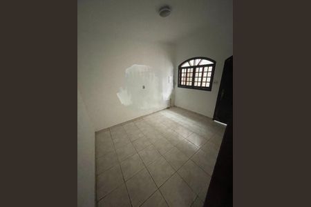 Casa à venda com 320m², 3 quartos e 4 vagas