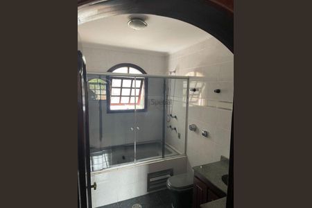 Casa à venda com 320m², 3 quartos e 4 vagas
