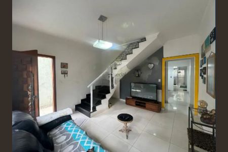 Casa à venda com 160m², 3 quartos e 2 vagas