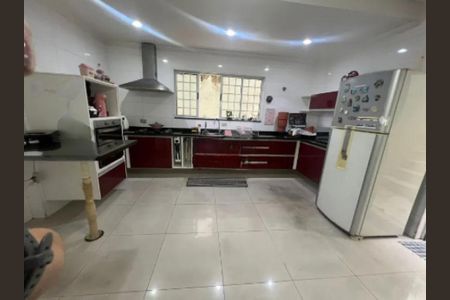 Casa à venda com 160m², 3 quartos e 2 vagas