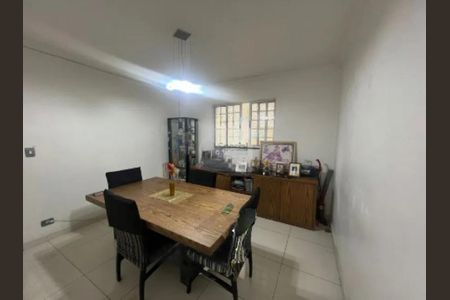 Casa à venda com 160m², 3 quartos e 2 vagas