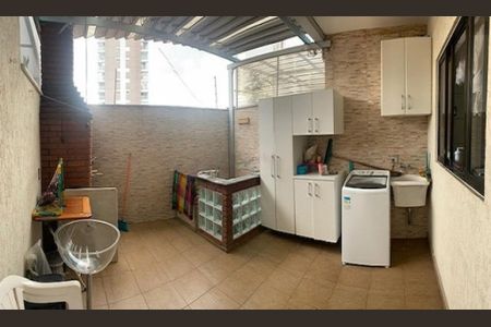 Casa à venda com 155m², 3 quartos e 3 vagas