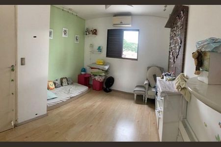 Casa à venda com 155m², 3 quartos e 3 vagas