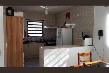 Casa à venda com 92m², 3 quartos e 2 vagas