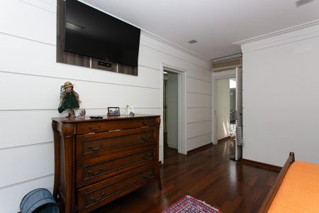 Casa à venda com 625m², 3 quartos e 4 vagasSuíte 1