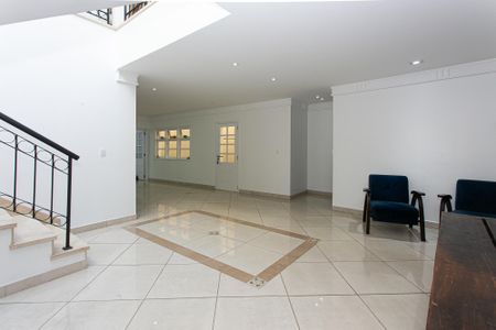 Casa à venda com 625m², 3 quartos e 4 vagasSala