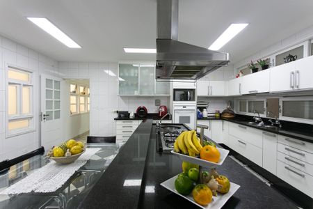 Casa à venda com 625m², 3 quartos e 4 vagasCozinha