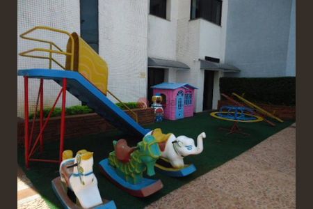 Apartamento para alugar com 137m², 3 quartos e 3 vagas