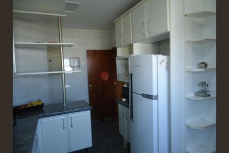 Apartamento para alugar com 137m², 3 quartos e 3 vagas