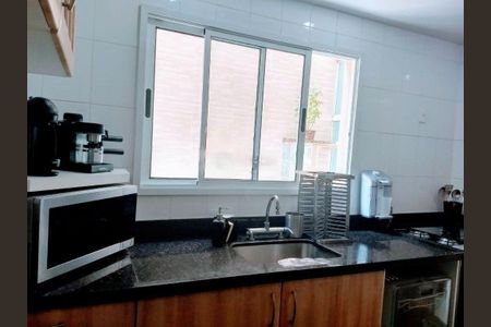 Casa à venda com 200m², 3 quartos e 4 vagas