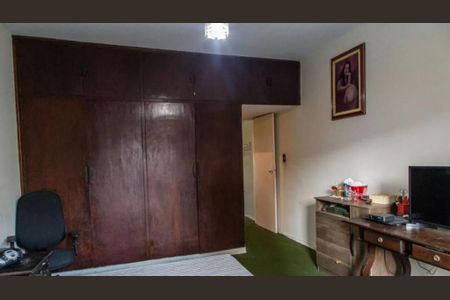 Casa à venda com 220m², 3 quartos e 9 vagas