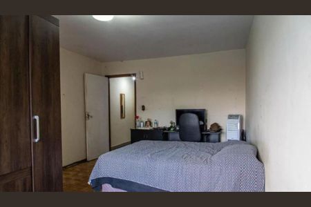 Casa à venda com 220m², 3 quartos e 9 vagas
