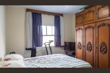 Casa à venda com 220m², 3 quartos e 9 vagas