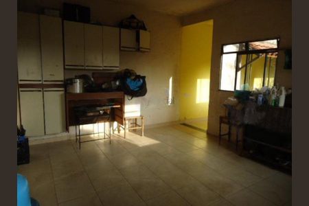 Casa à venda com 1200m², 3 quartos e 3 vagas