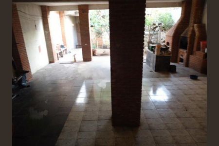 Casa à venda com 1200m², 3 quartos e 3 vagas