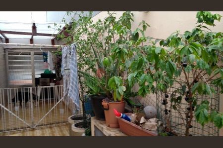 Casa à venda com 106m², 3 quartos e 3 vagas